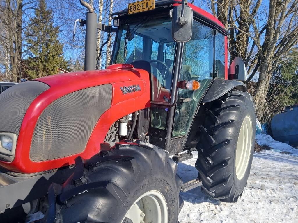 Valtra A 72 Traktoren