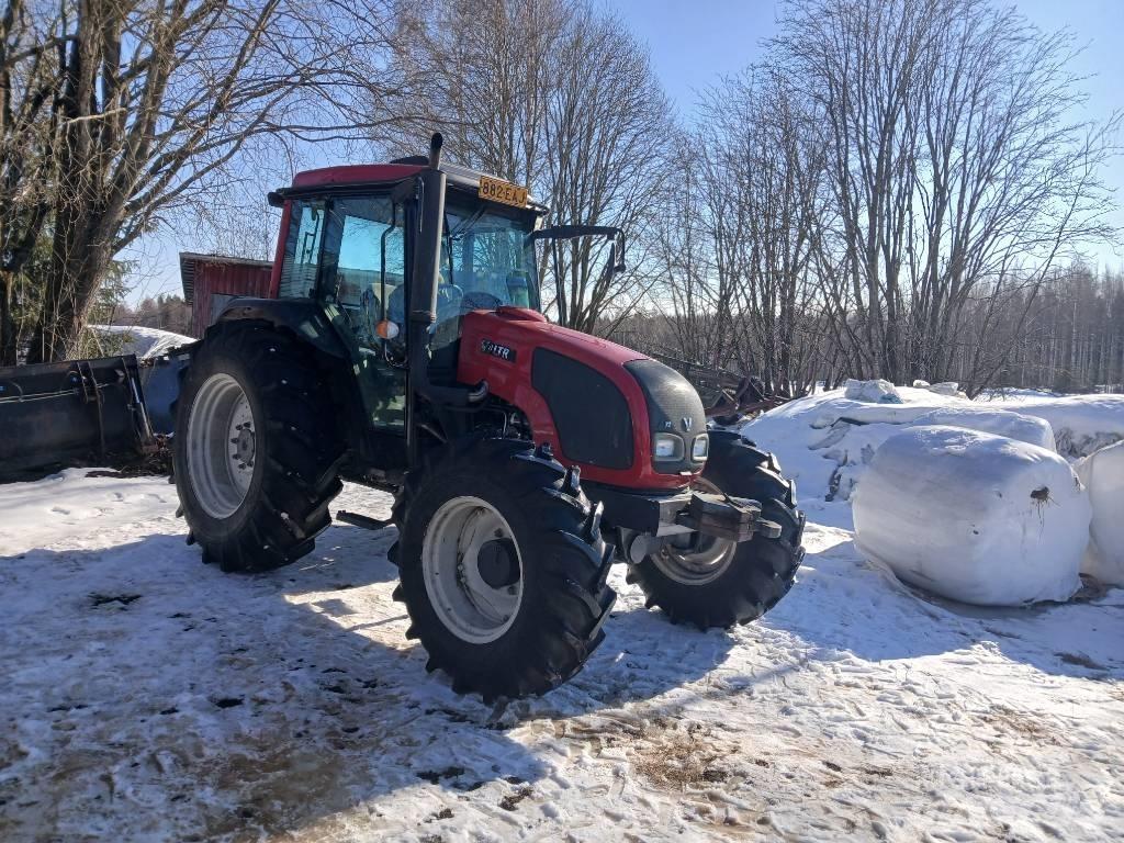 Valtra A 72 Traktoren