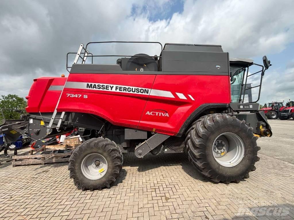 Massey Ferguson 7347 Mähdrescher
