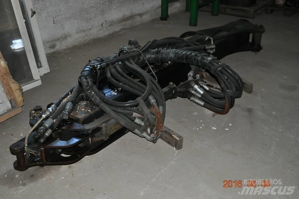 John Deere 1270D Chassis