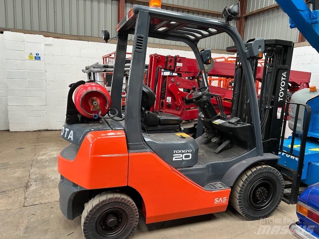 Toyota 02-8 FGF 20 Gasstapler