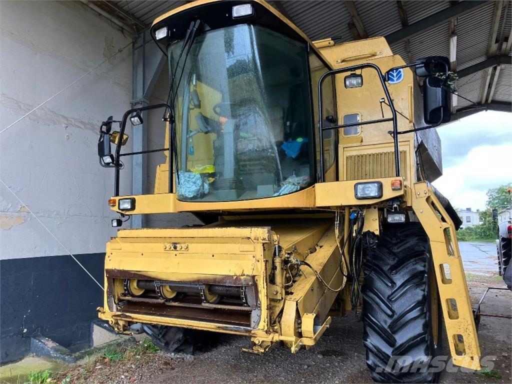 New Holland TX67 Mähdrescher