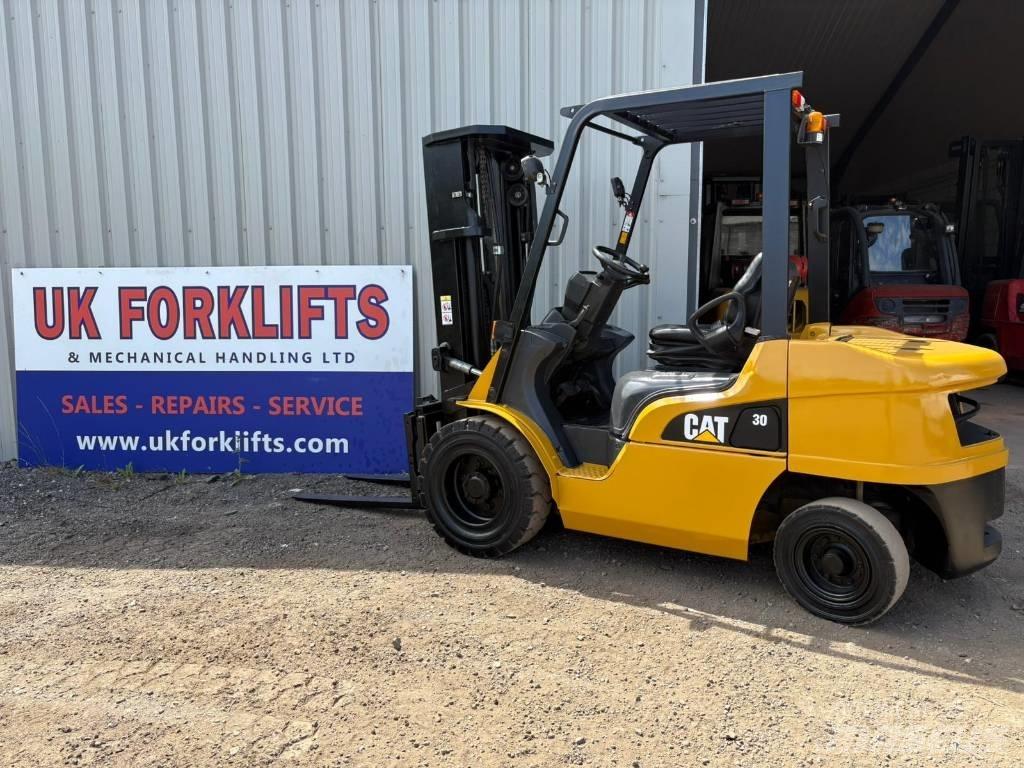 CAT DP30NT Dieselstapler