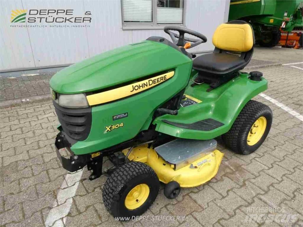 John Deere X304 Mäher