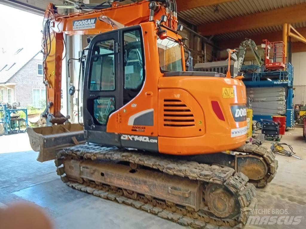 Doosan DX 140 LCR Raupenbagger