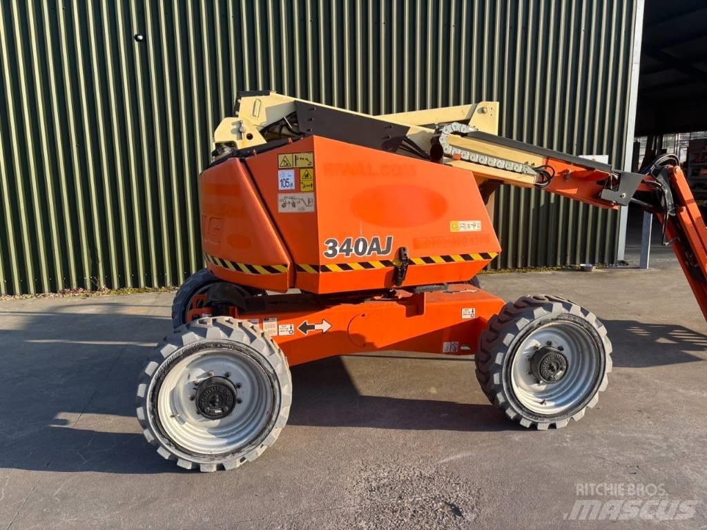 JLG 340 AJ Gelenkteleskoparbeitsbühnen