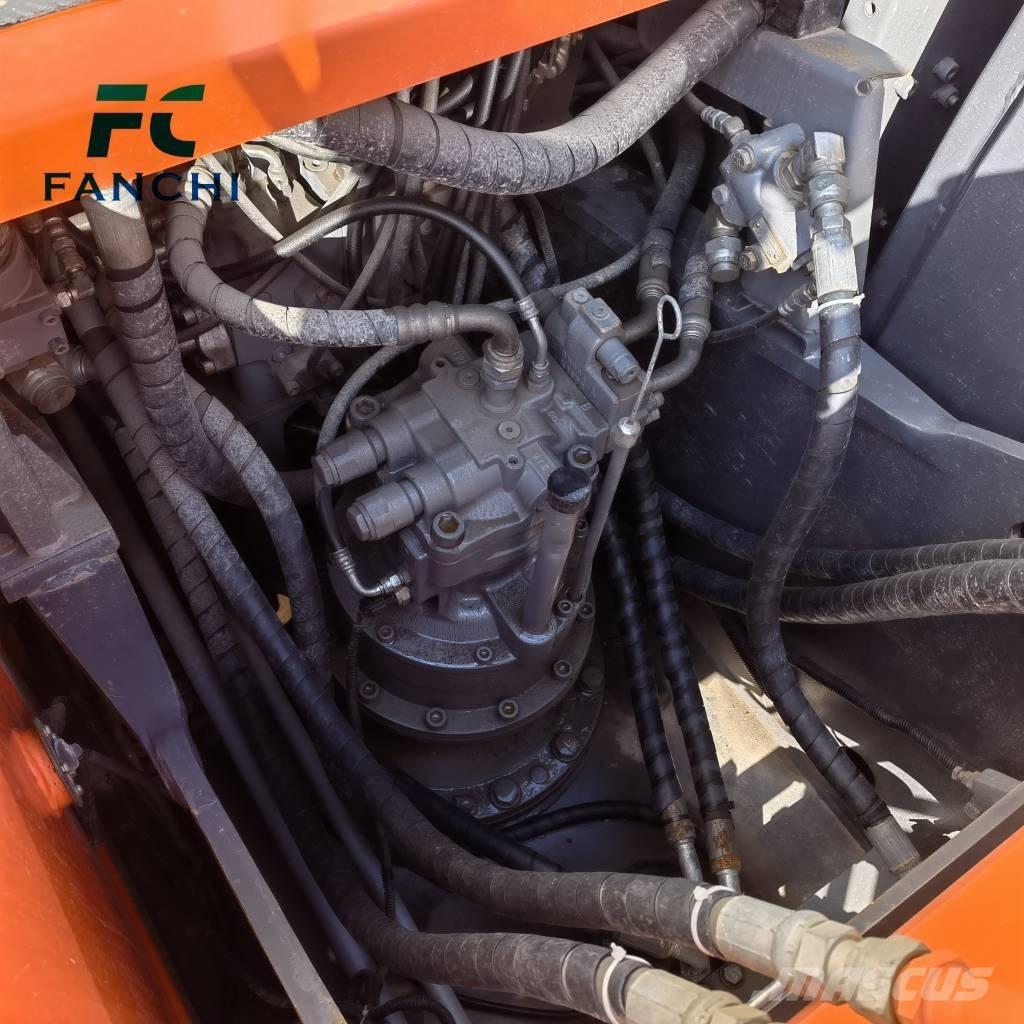 Hitachi ZX 200 Raupenbagger