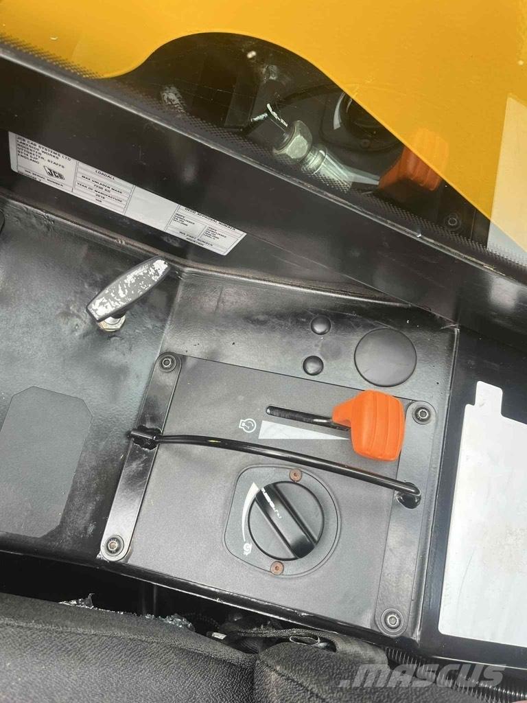 JCB 527-58 Agri Plus Teleskoplader für Landwirtschaft