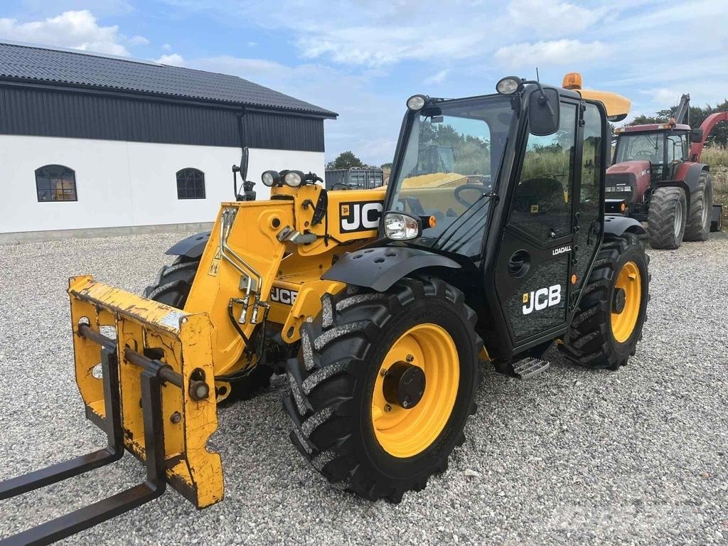 JCB 527-58 Agri Plus Teleskoplader für Landwirtschaft