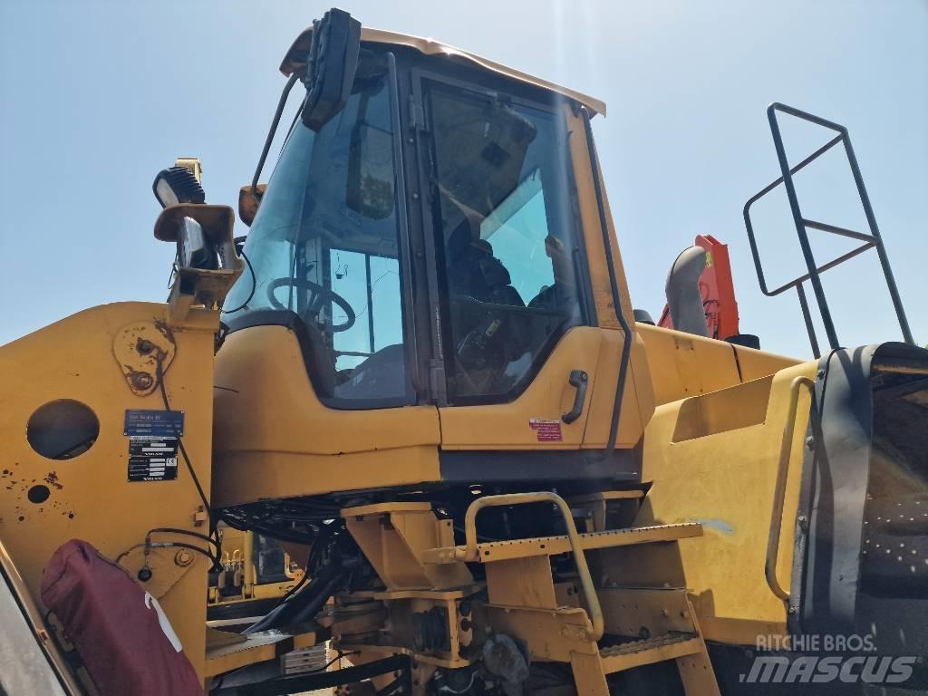 Volvo L 220 F Radlader