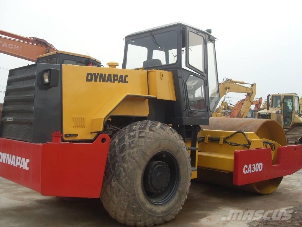 Dynapac CA 30 D Walzenzüge