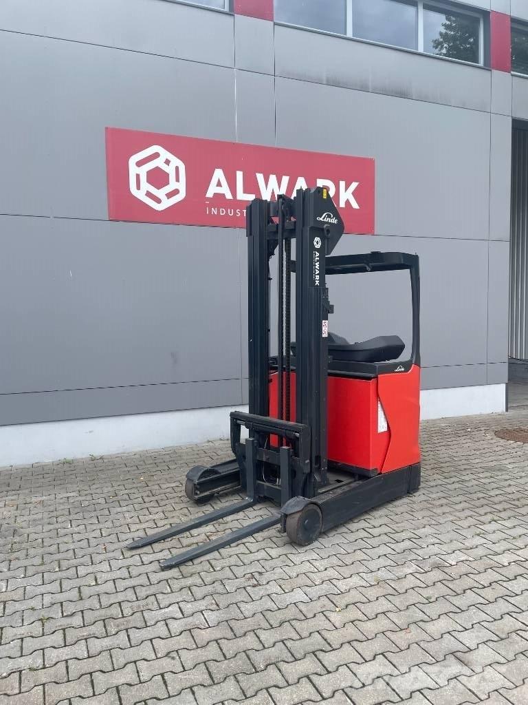 Linde R 16 Schubmaststapler