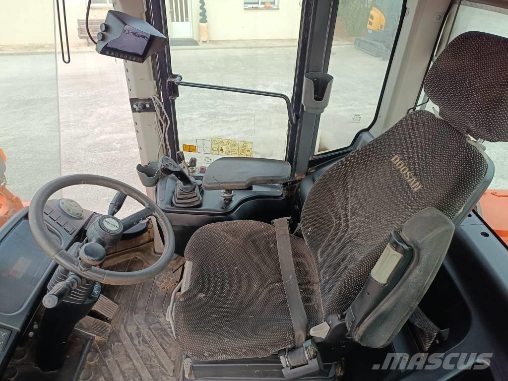 Doosan DL200-5 Minilader