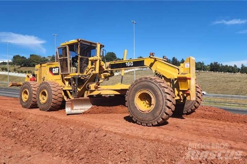 CAT  16G Grader