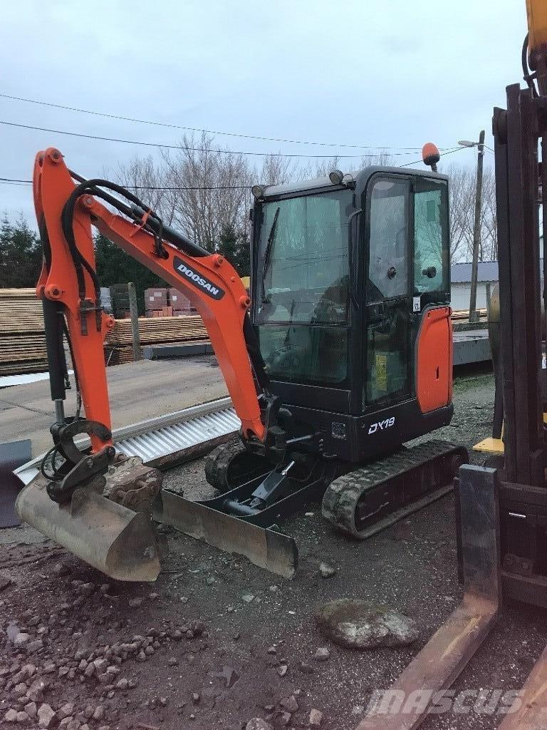 Doosan DX 19 Minibagger < 7t