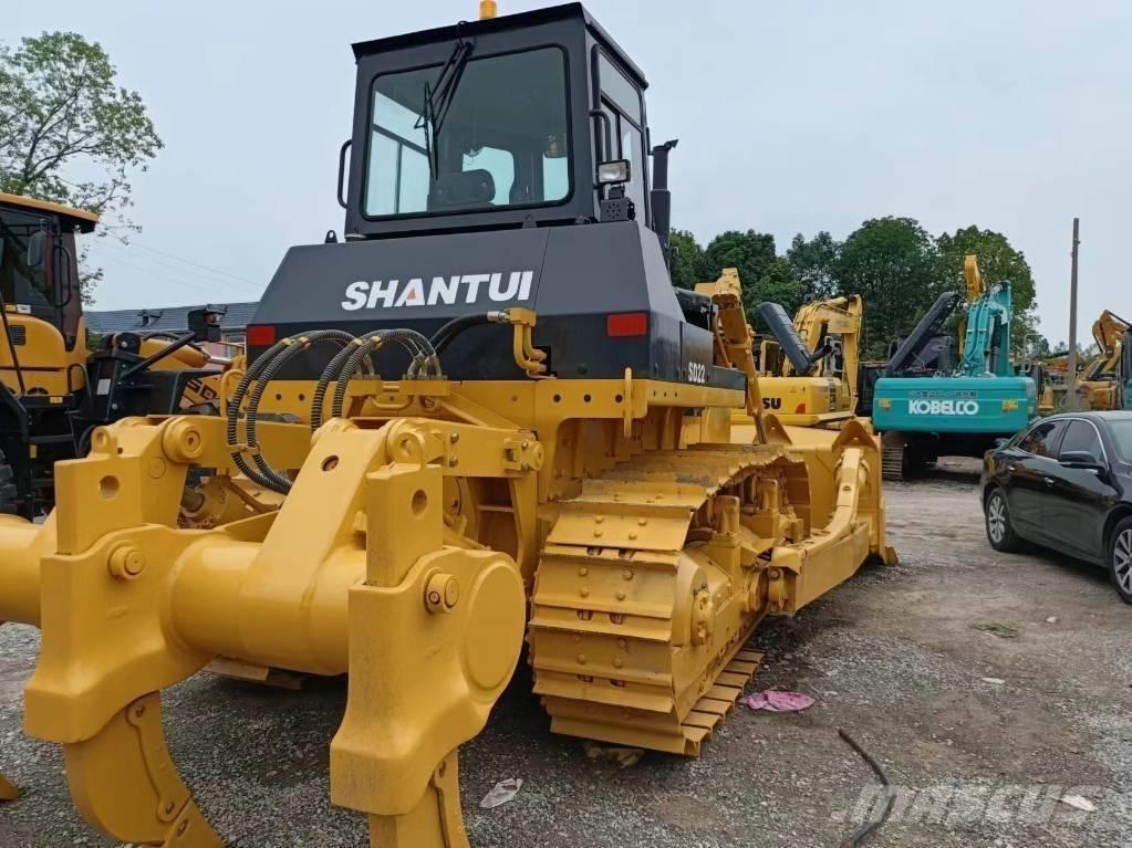 Shantui D22 Bulldozer