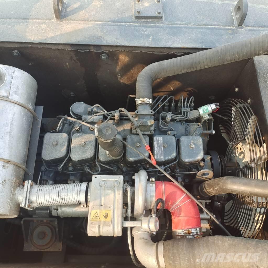 Hyundai R220LC-9S Raupenbagger