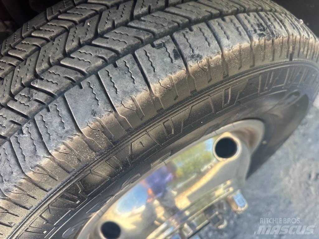 Ford F 350 Krankenwagen