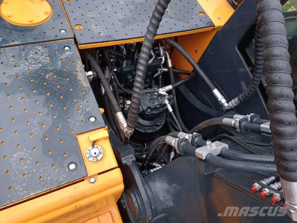 Hyundai 220LC-9S Raupenbagger