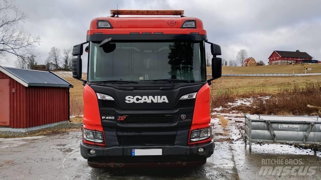Scania P450 XT Saug- und Druckwagen