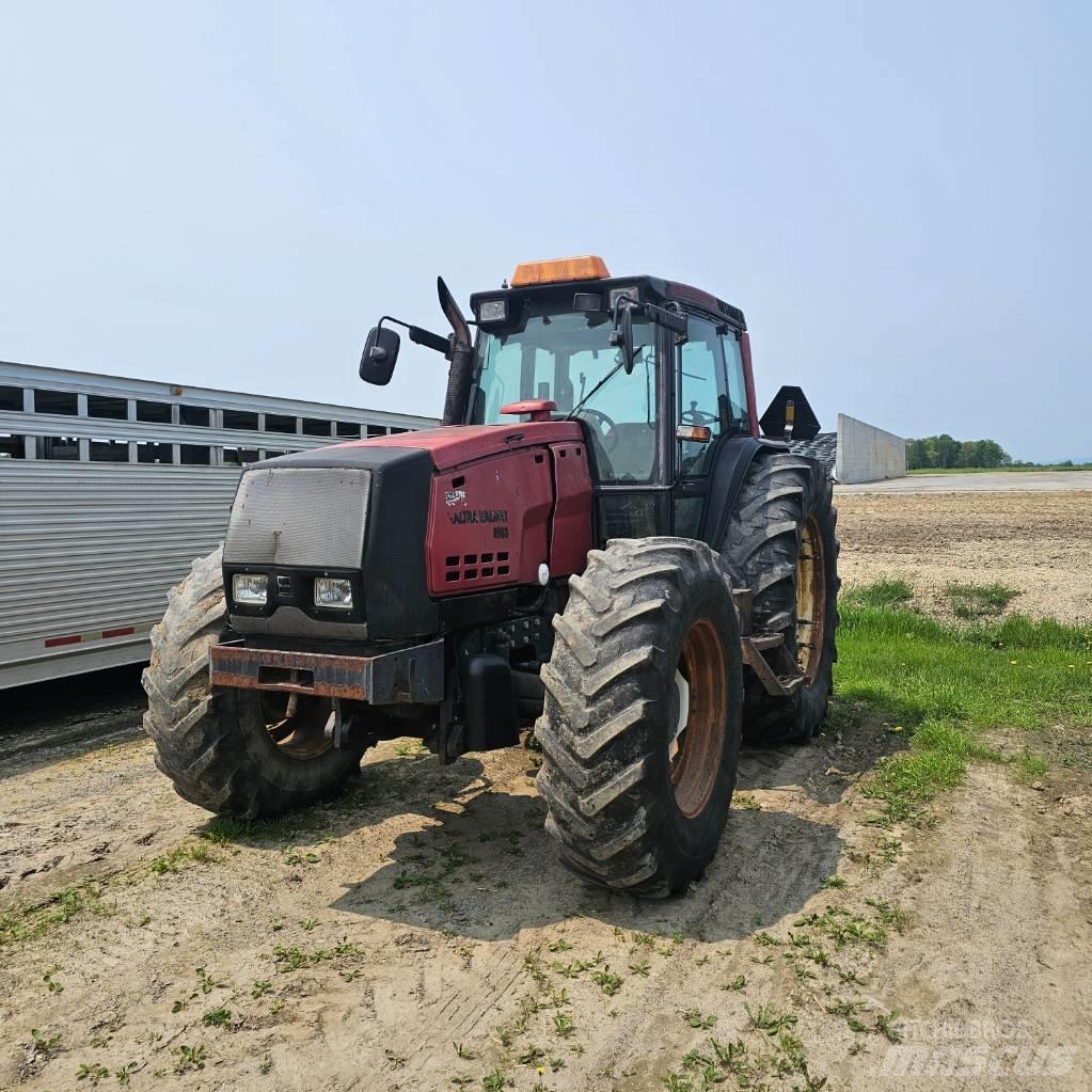 Valmet 8950 Traktoren