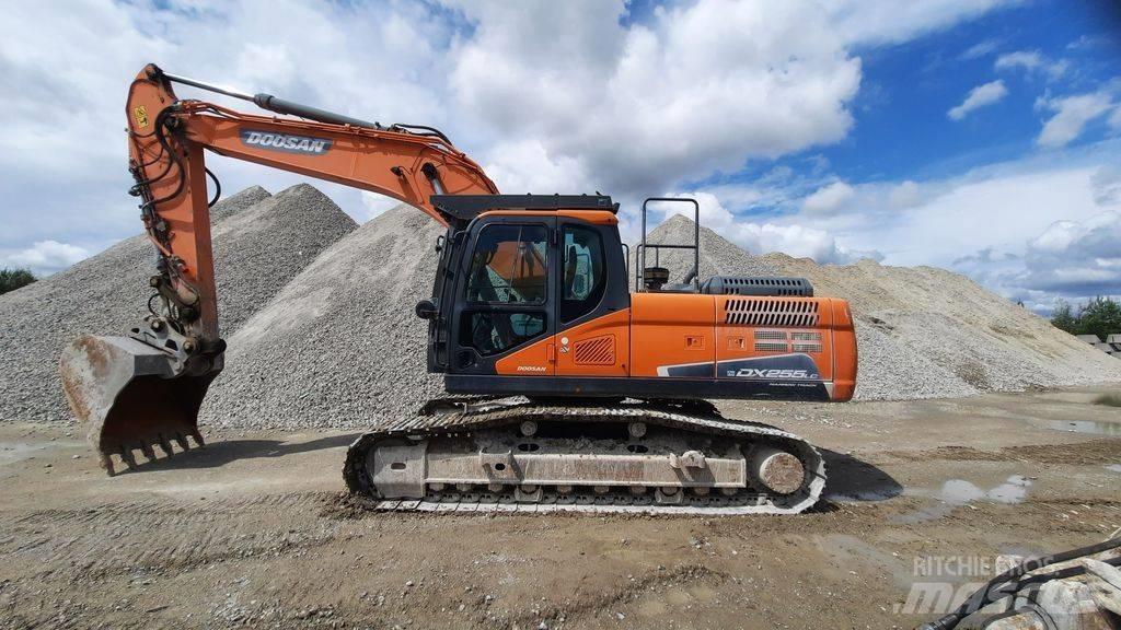 Doosan DX 255 LC-5 Raupenbagger