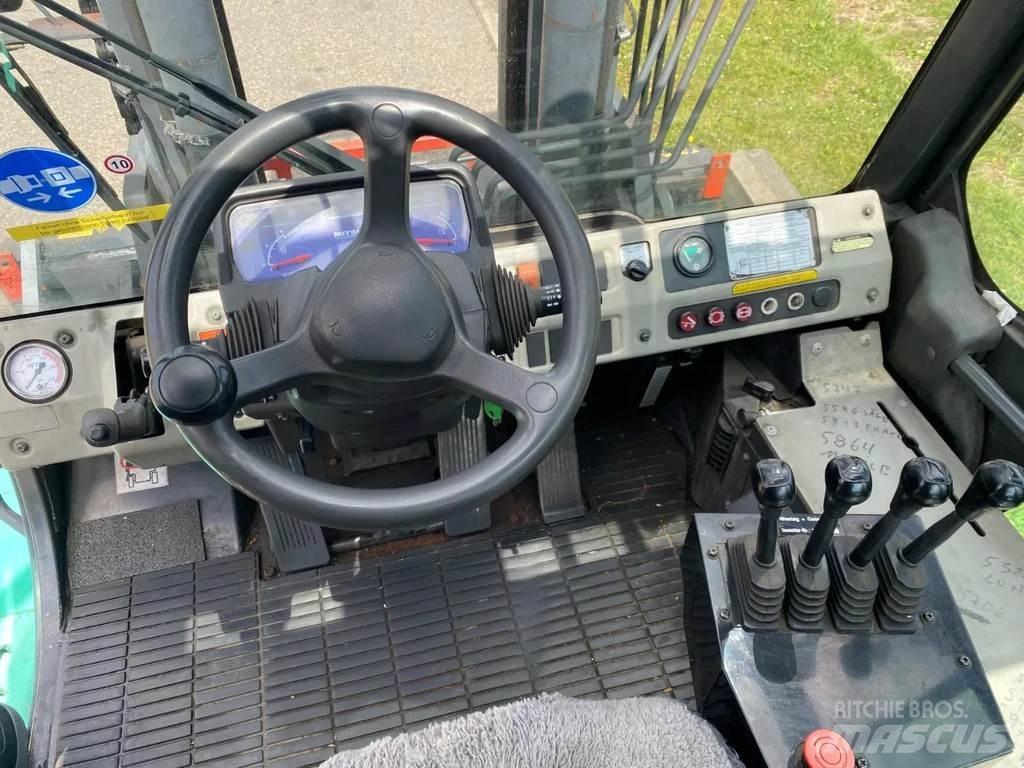 Mitsubishi FD90N Dieselstapler