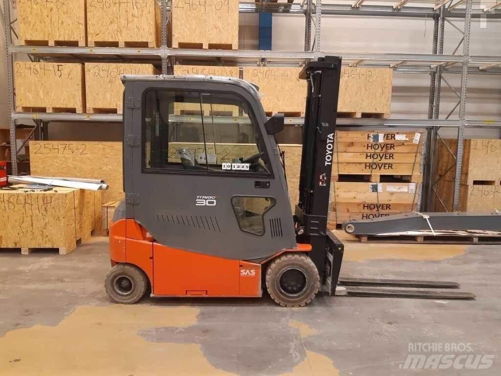 Toyota 8FBMT30 Elektrostapler