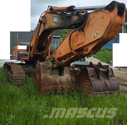 Doosan DX 520 LC Raupenbagger