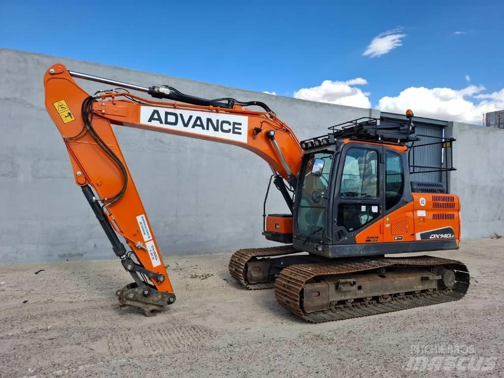 Doosan DX 140LC-5 Raupenbagger