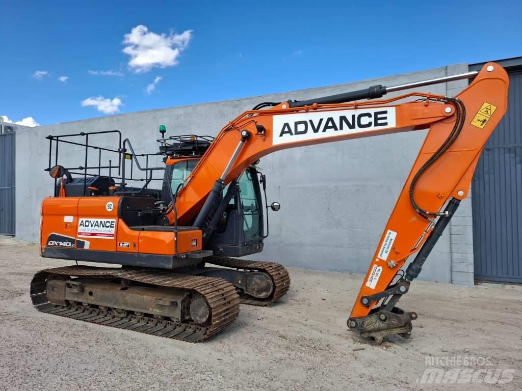 Doosan DX 140LC-5 Raupenbagger