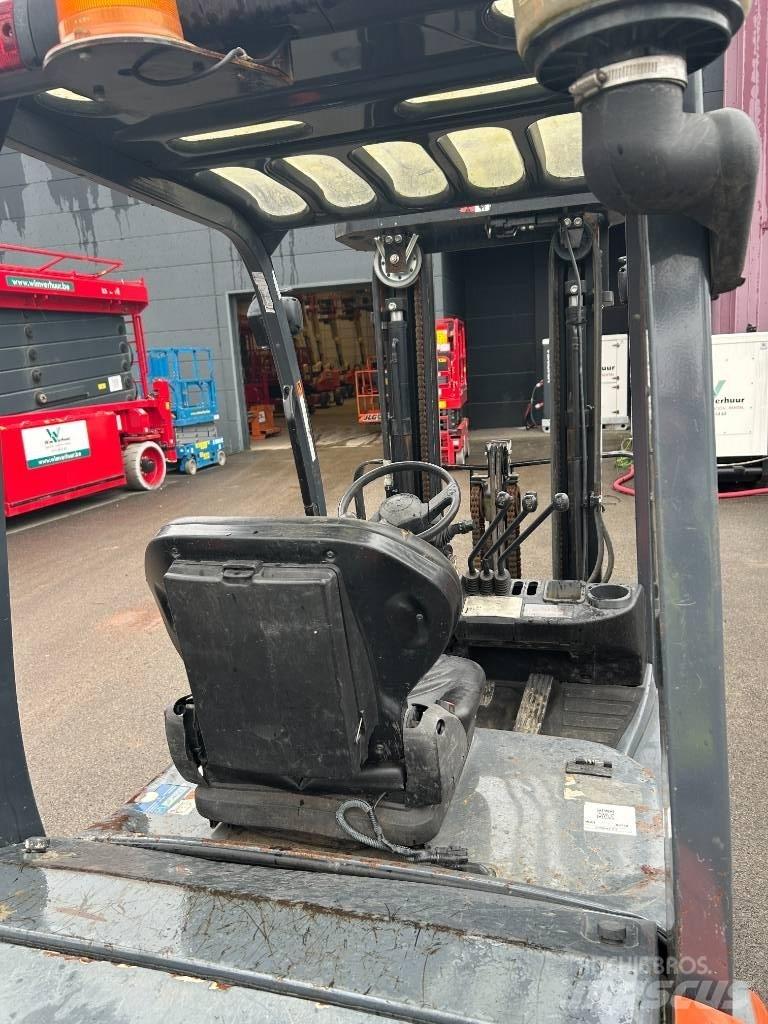 Toyota 02-8 FDF 25 Dieselstapler