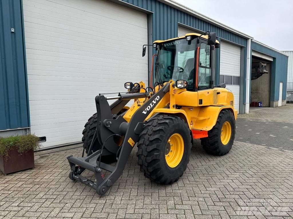 Volvo L30HS Radlader