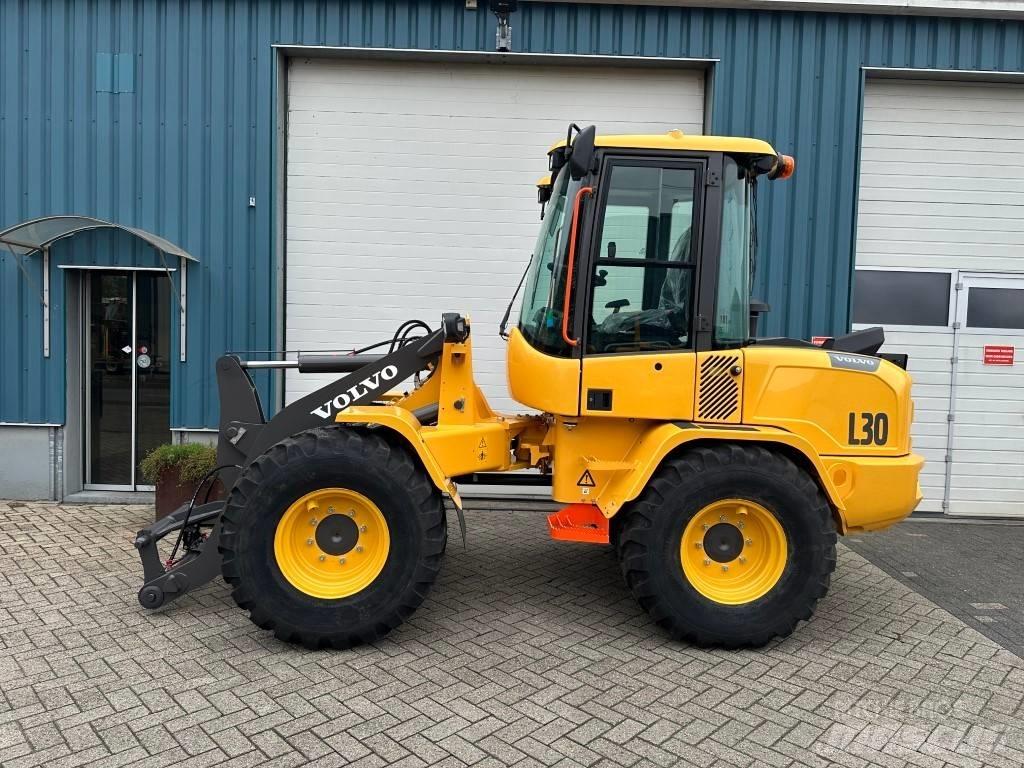 Volvo L30HS Radlader