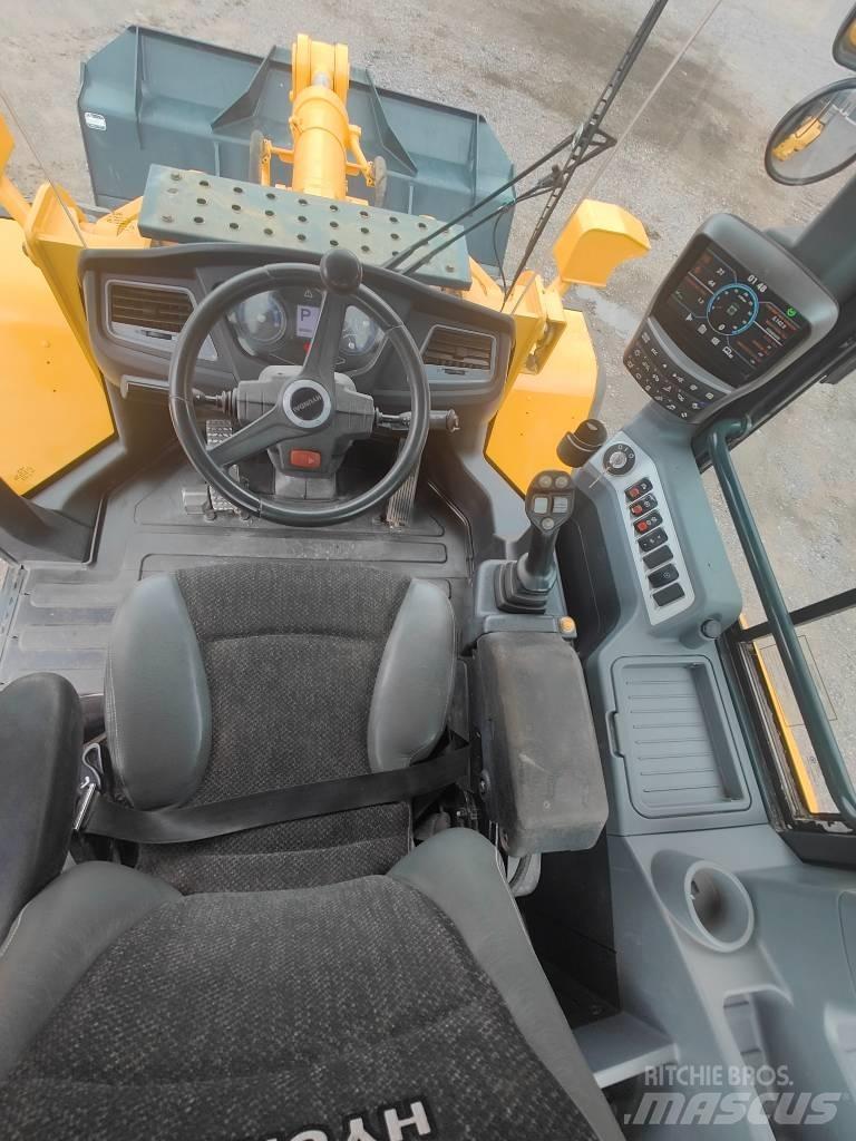 Hyundai HL 960 Radlader