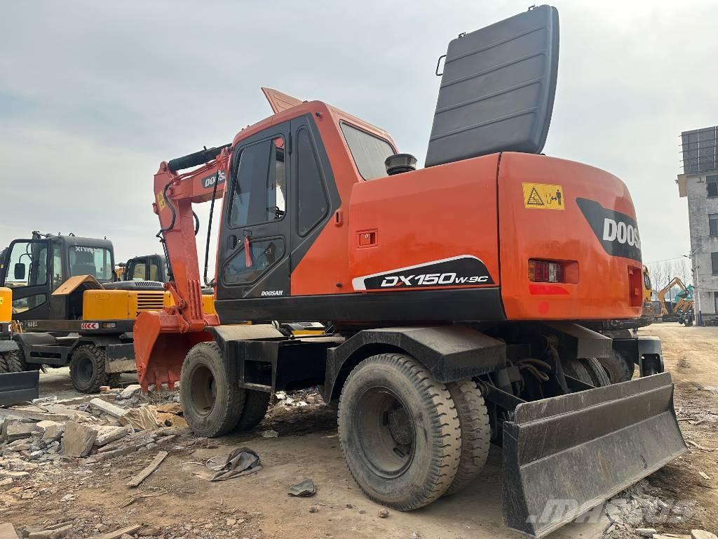 Doosan DH 150 W-7 Mobilbagger
