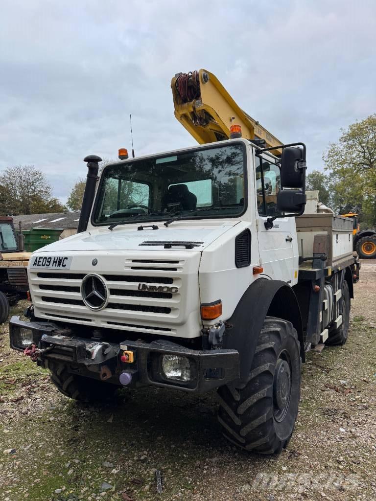 Mercedes-Benz unimog LKW-Arbeitsbühnen