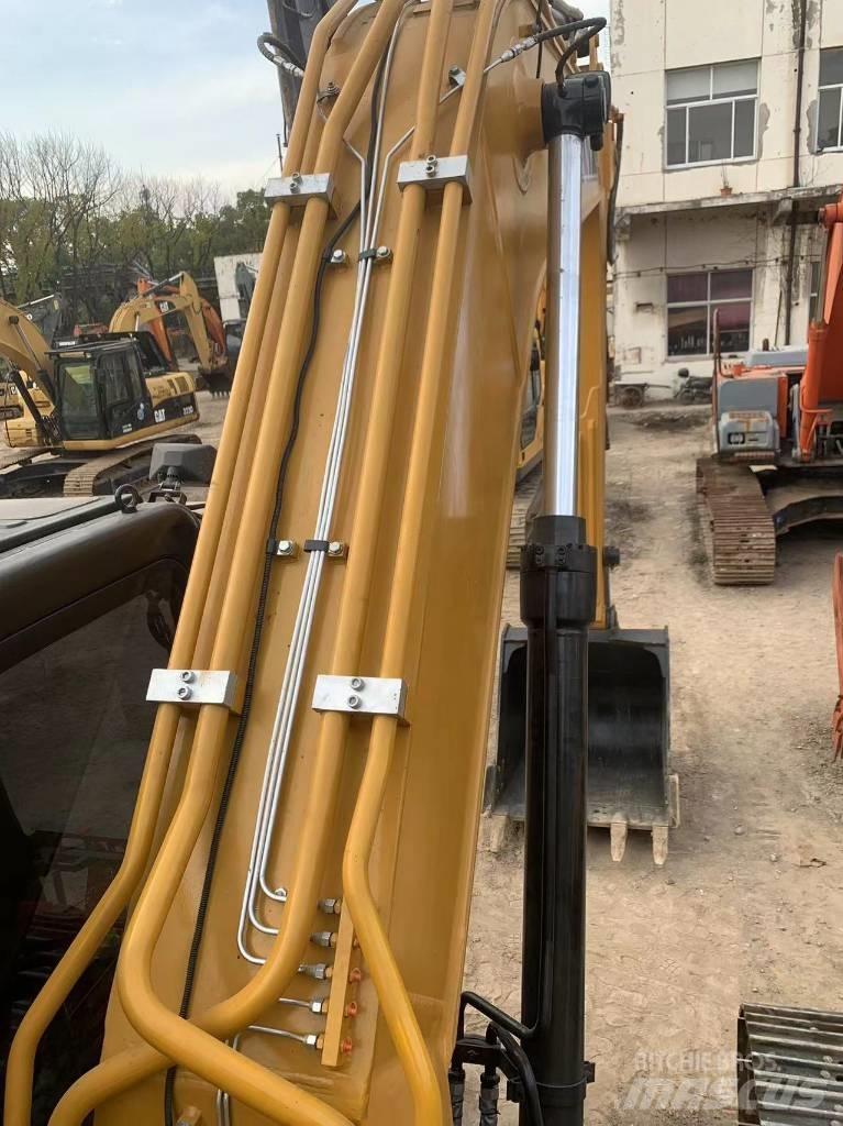 Sany SY 215 C Raupenbagger