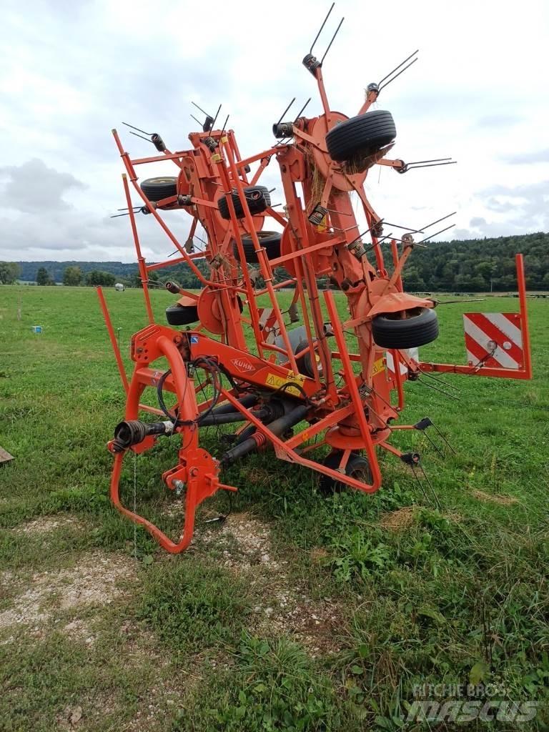 Kuhn GF 8702 Kreiselheuer/-wender