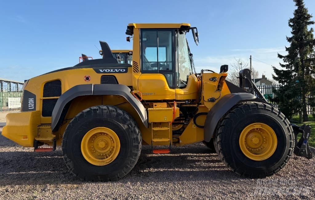Volvo L 120 H Radlader