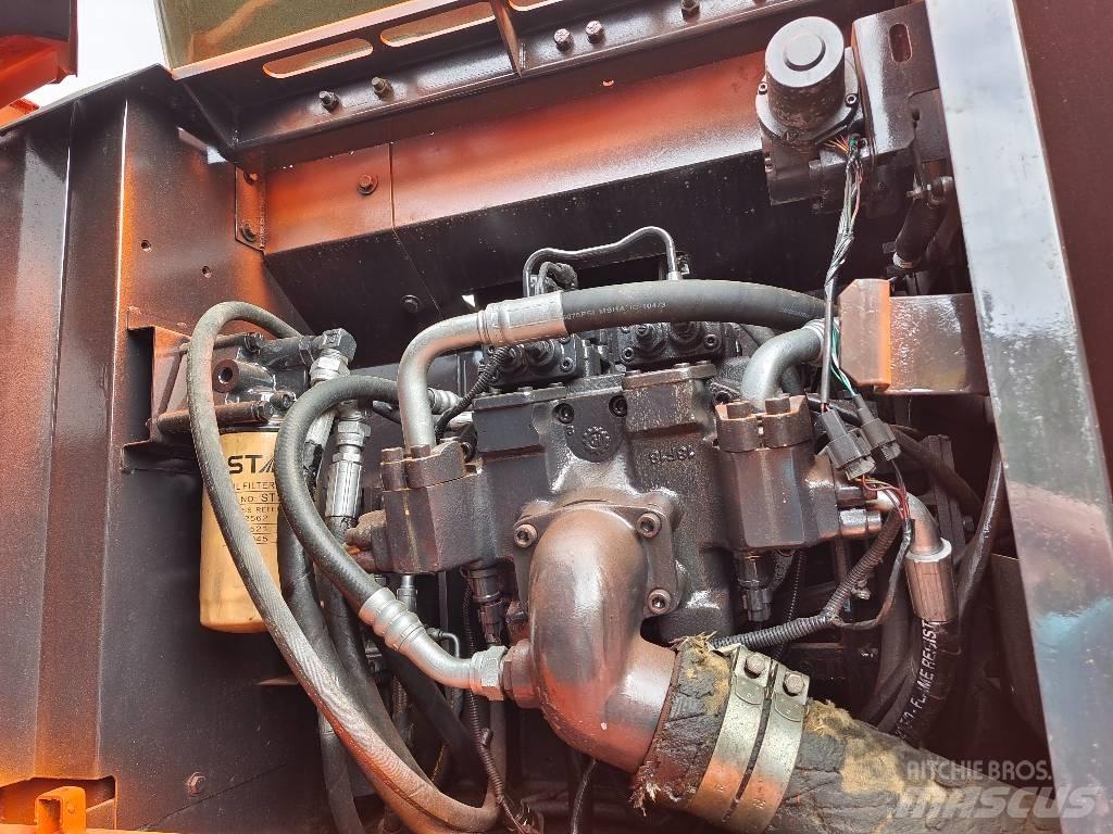 Hitachi EX 200-3 Raupenbagger