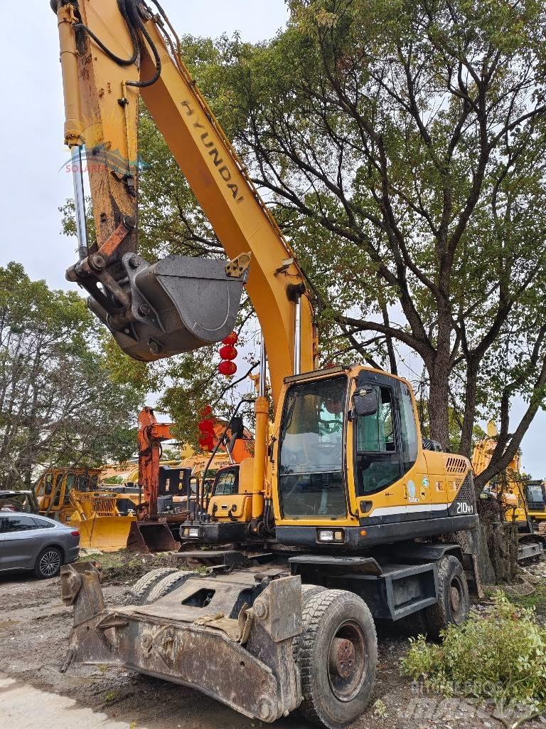 Hyundai R210W-9 Mobilbagger