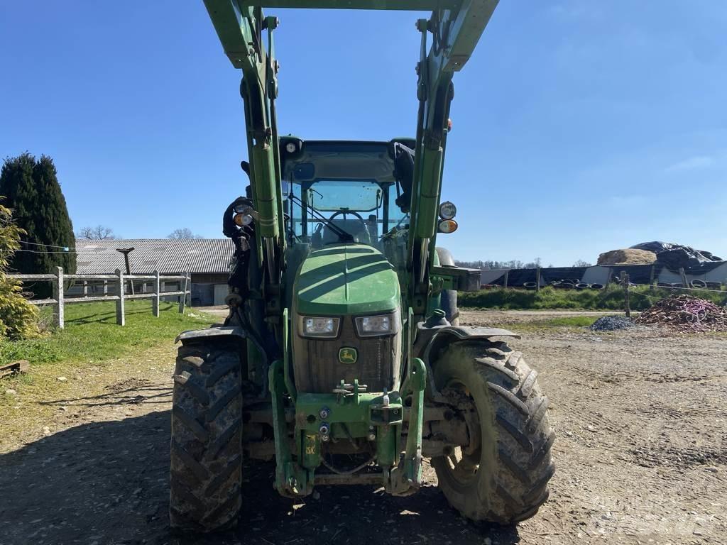 John Deere 5100 R Traktoren