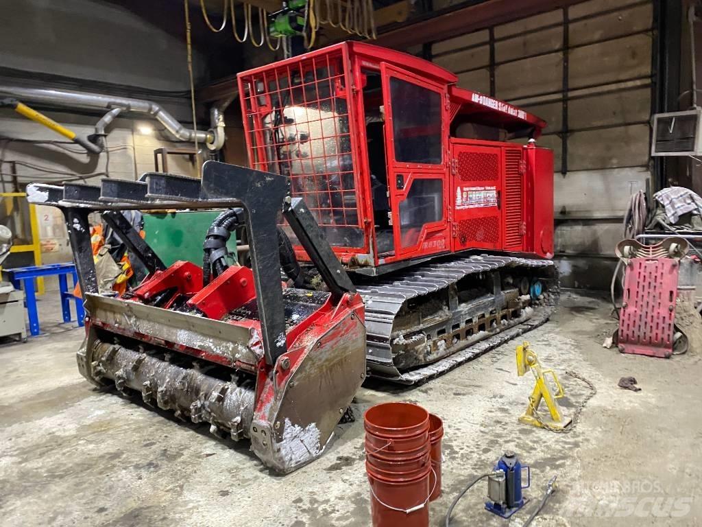 Lamtrac LTR8300T Forstmulcher