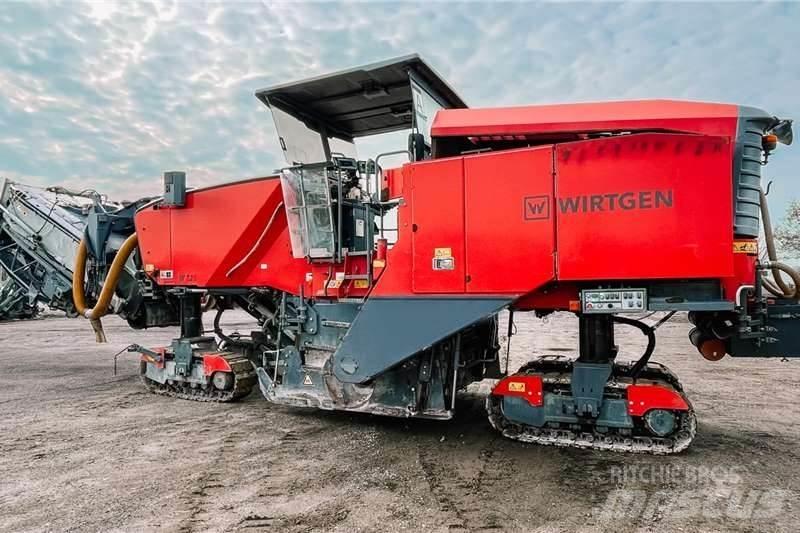 Wirtgen W220 Andere Fahrzeuge