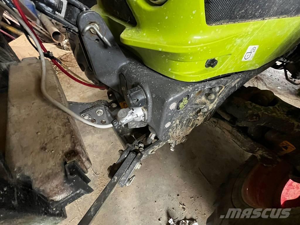 CLAAS Arion 470 Traktoren