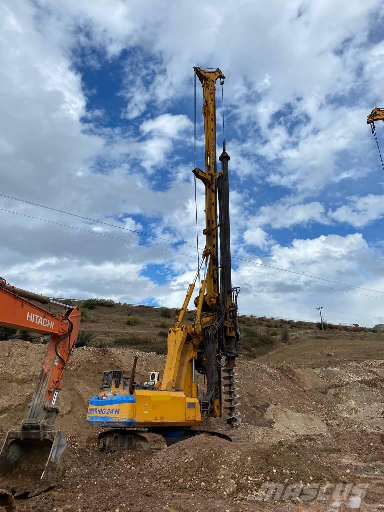 Bauer BG 24 H Schwere Bohrgeräte