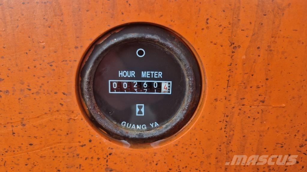 Dingli JCPT 1412 DC Scheren-Arbeitsbühnen