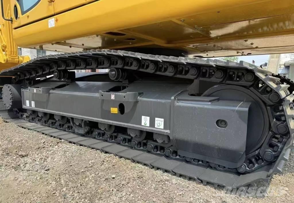 Komatsu PC 200-8 Raupenbagger