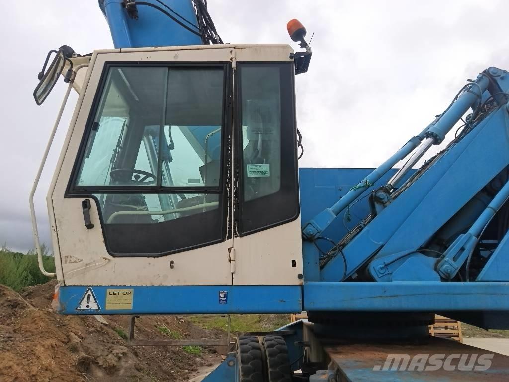 Fuchs MHL 360 Materialumschlag